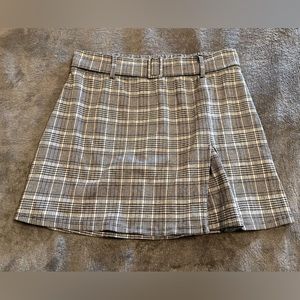 So Womens Plaid Gray and Black Skirt